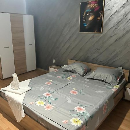 Apartament Regim Hotelier 1 Camera Галац Экстерьер фото